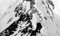 Ф40. Вид на гребень, соединяющий в.Удобная и перевал Музкол