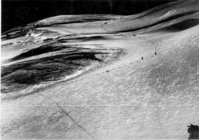 Ф80. Вид на перевальный взлет от начальной части подъема на пер.Айдемге З.