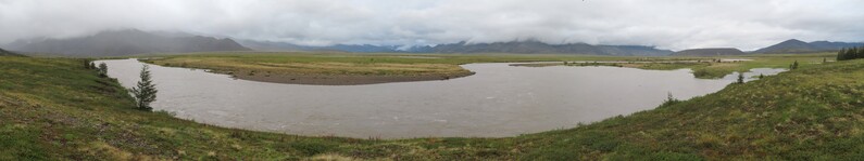 панорама реки Кур у стоянки