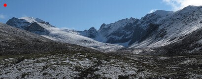 гора Кайлас (слева) и перевал Фотохудожников