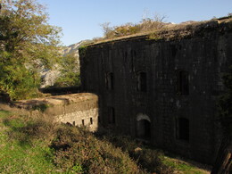 развалины крепости
