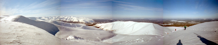 Панорама с г. Лявьок (вид на долину С. Лявойока)