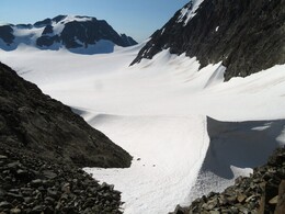 вид назад на ледник Steindalsbreen