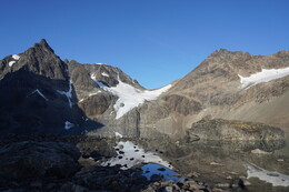 Вид на ледник Rypdalsbreen от верхнего озера Fugldalsvatnan