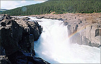 54. Первый водопад на Б. Хонна-Маките в 2002 году