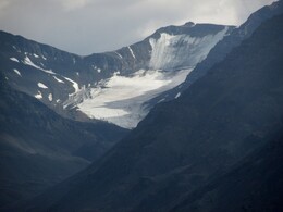 верховья р.Нейдагычан, ледник N2, наш следующий перевал