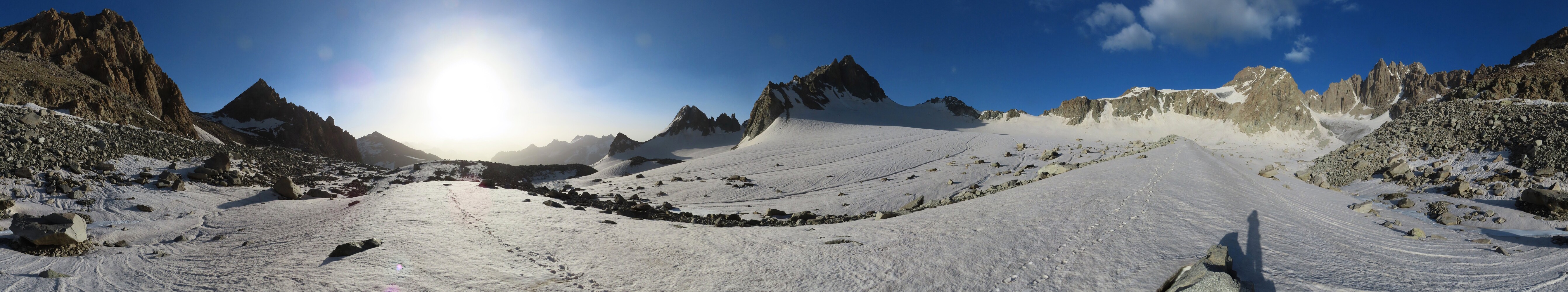        circular panorama from the moraine near the camping place