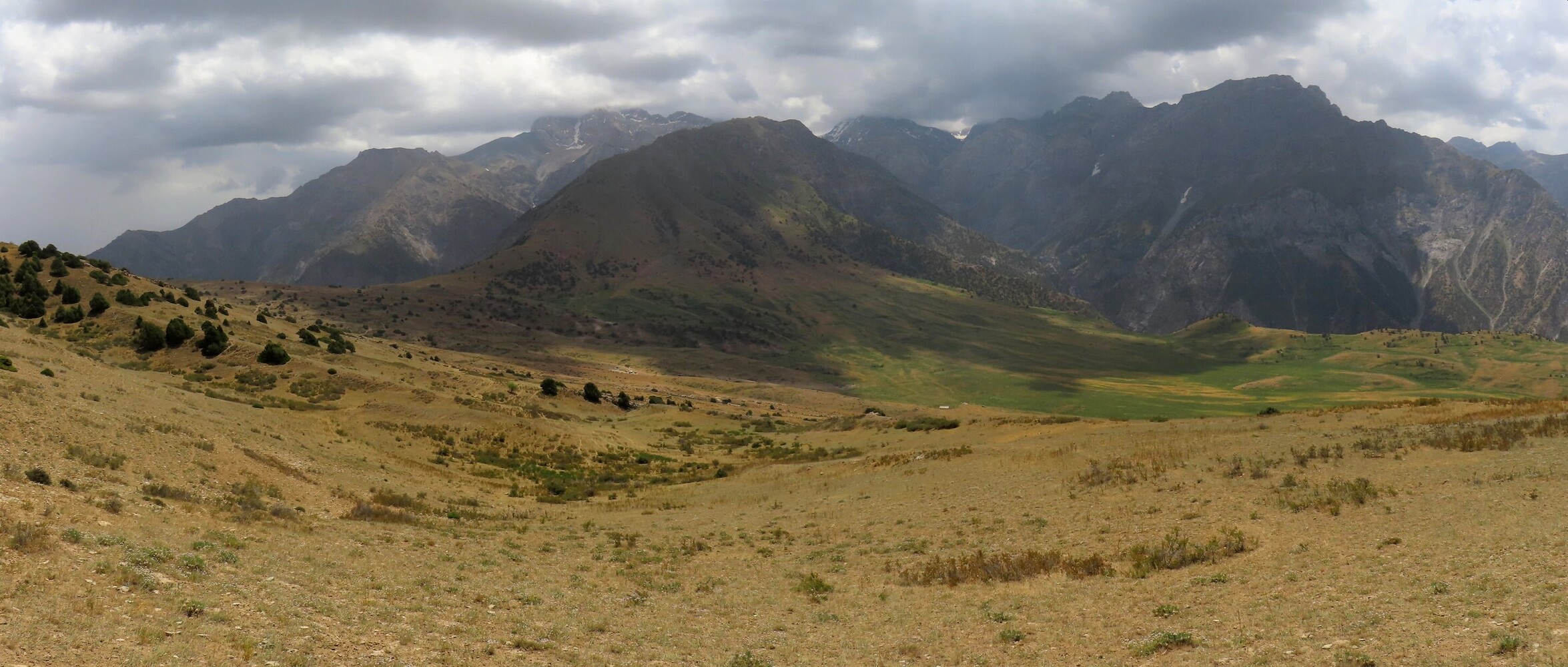  ,   view back, Ispena plateau