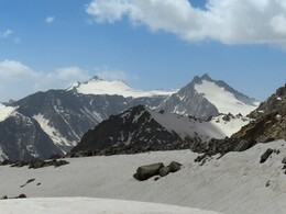 более крупно, вершина Диахан, 4278 larger view, Diakhan mountain, 4278