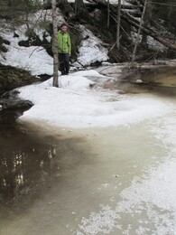 замерзшая речка