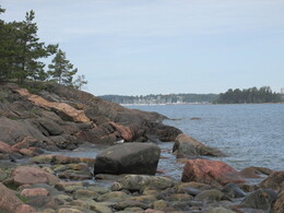 a small harborage in Nuottaniemi