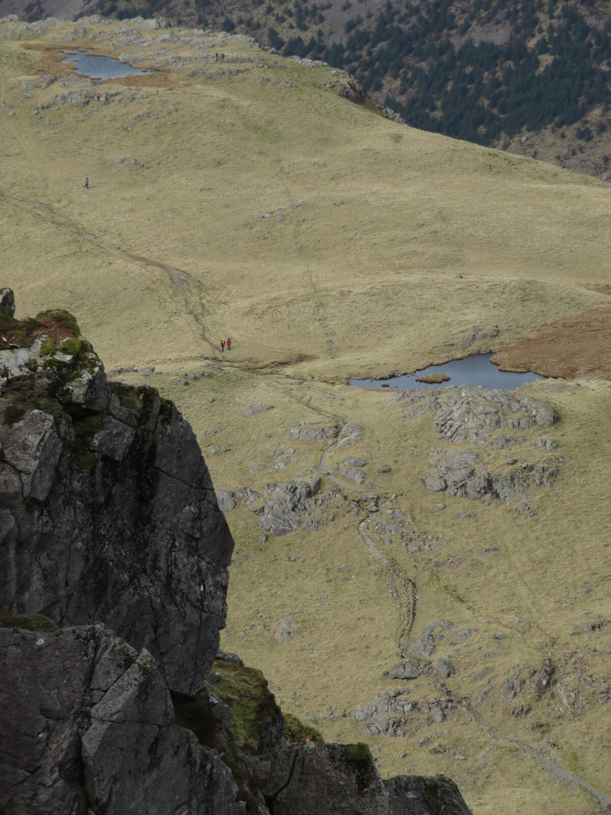   Black Sail pass   Kirkfell crag