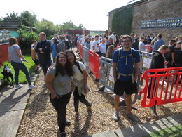 queue for icecream in Wallings