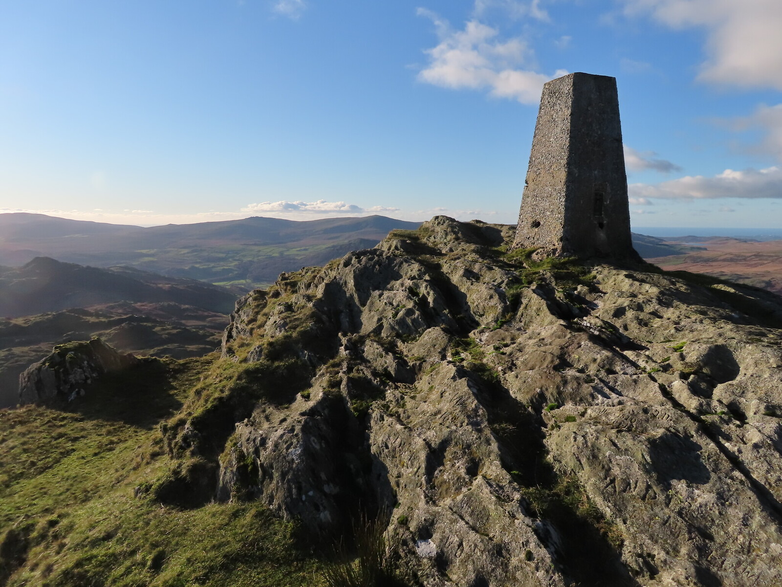  Caw (529m)