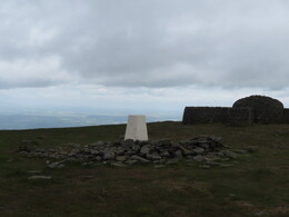 Cross Fell (893m)