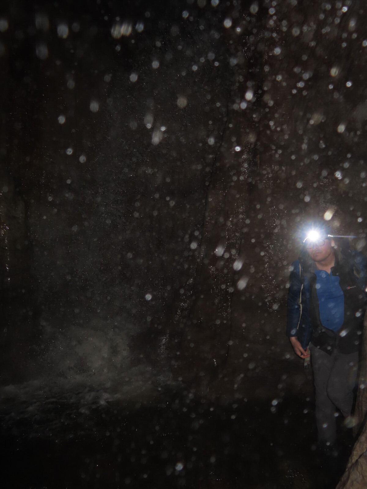 Yordas cave
